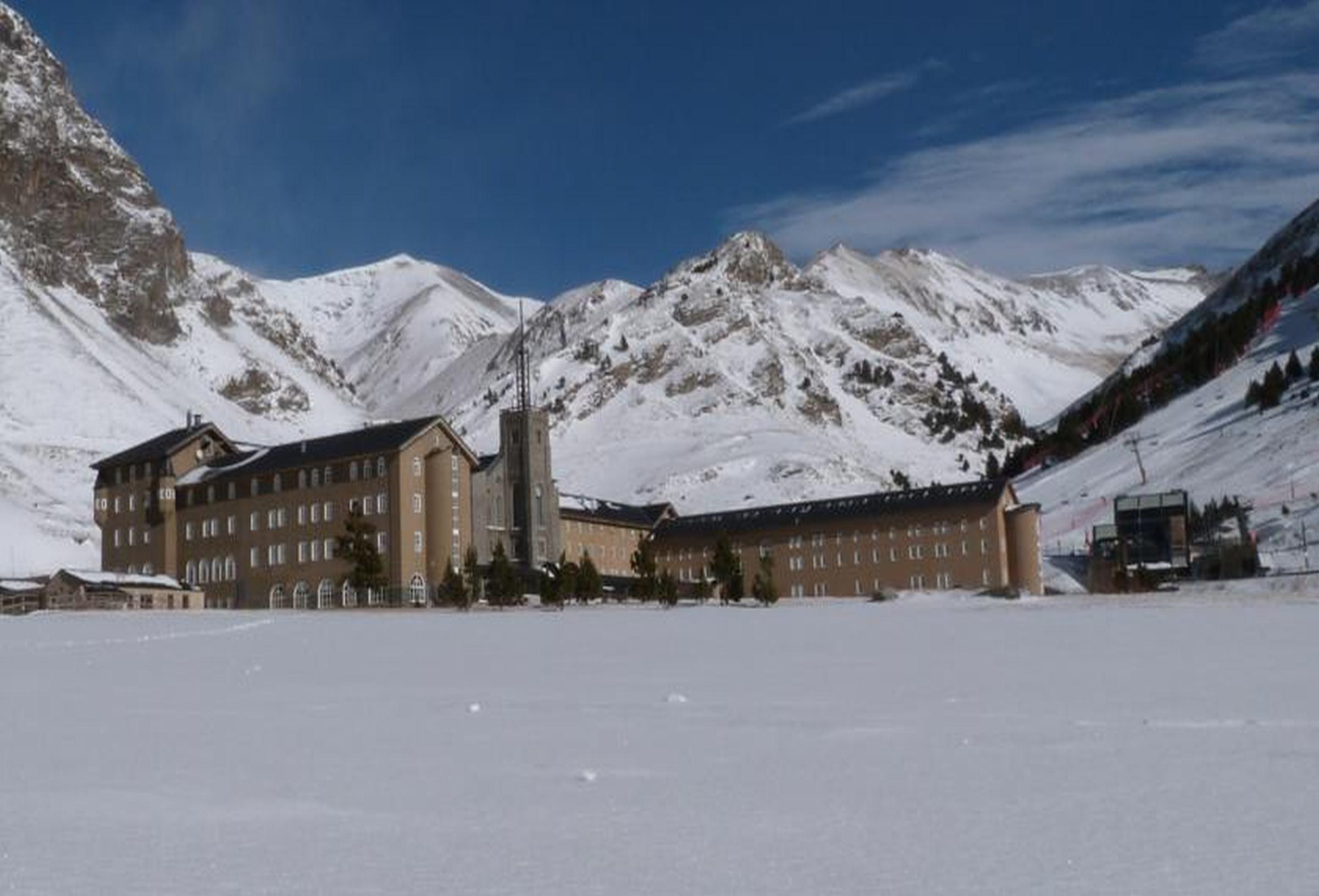 Apartaments Vall De Nuria Queralbs Bagian luar foto