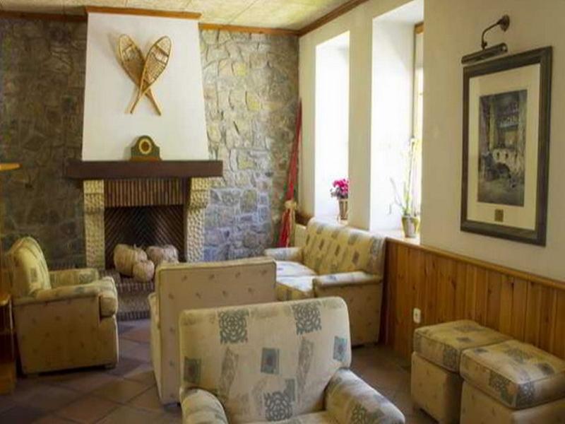 Apartaments Vall De Nuria Queralbs Bagian luar foto