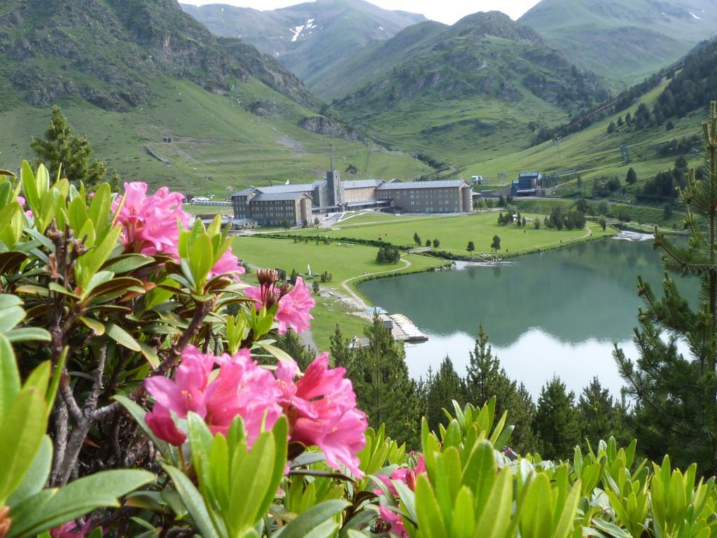 Apartaments Vall De Nuria Queralbs Bagian luar foto