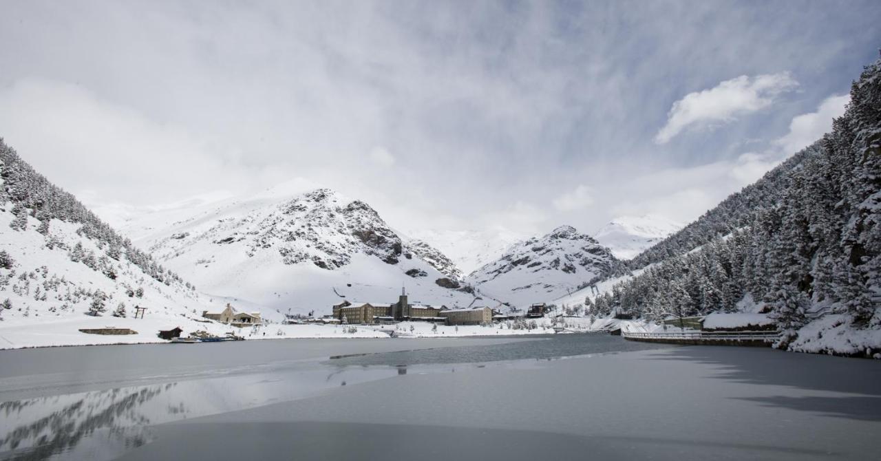 Apartaments Vall De Nuria Queralbs Bagian luar foto